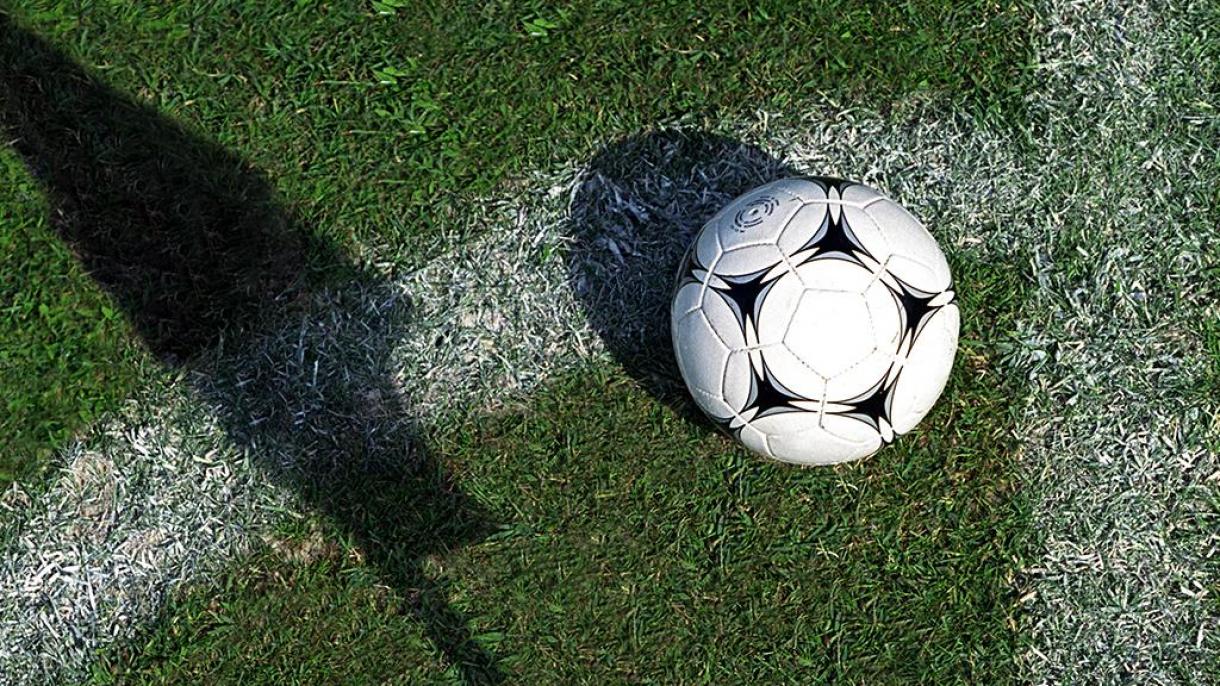 Villámcsapás miatt két labdarúgó vesztette életét egy focimeccsen