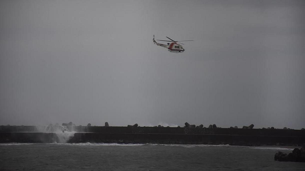 Guarda costeira turca resgata tripulantes do cargueiro russo no Mar Negro