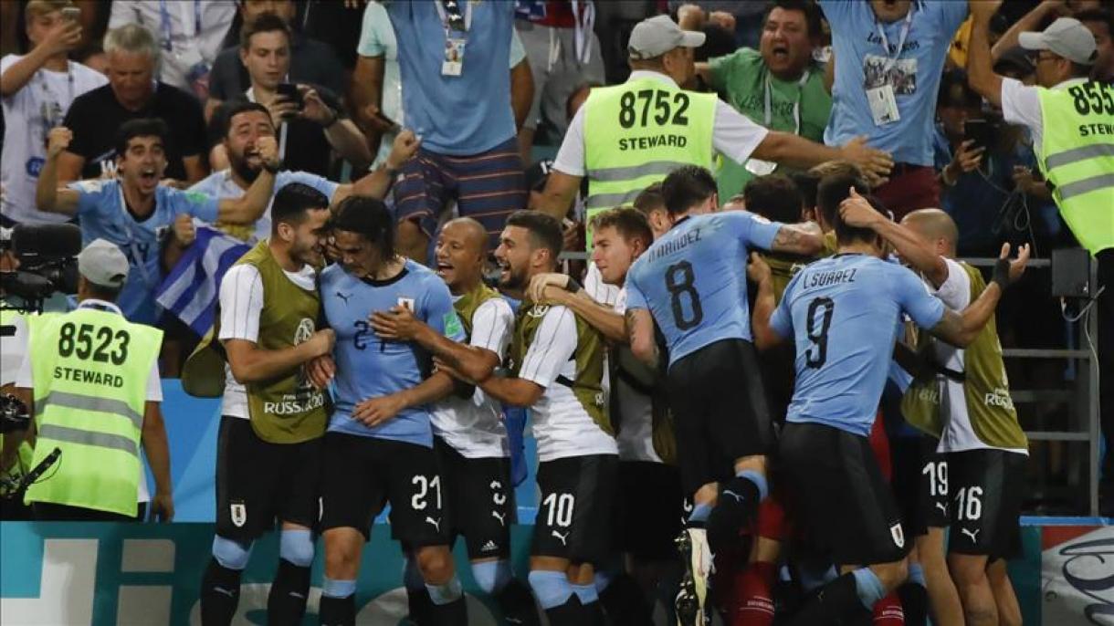 Uruguai venceu Portugal na Copa do Mundo com dois gols de Cavani