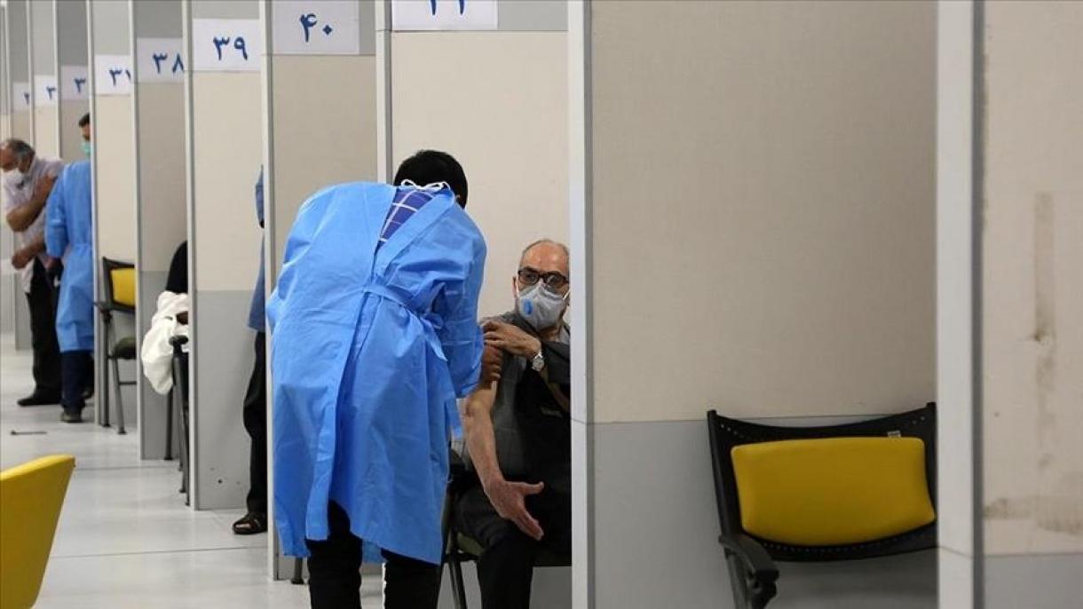 وزارت بهداشت ایران از احتمال اجباری شدن دوز سوم واکسن کرونا خبر داد