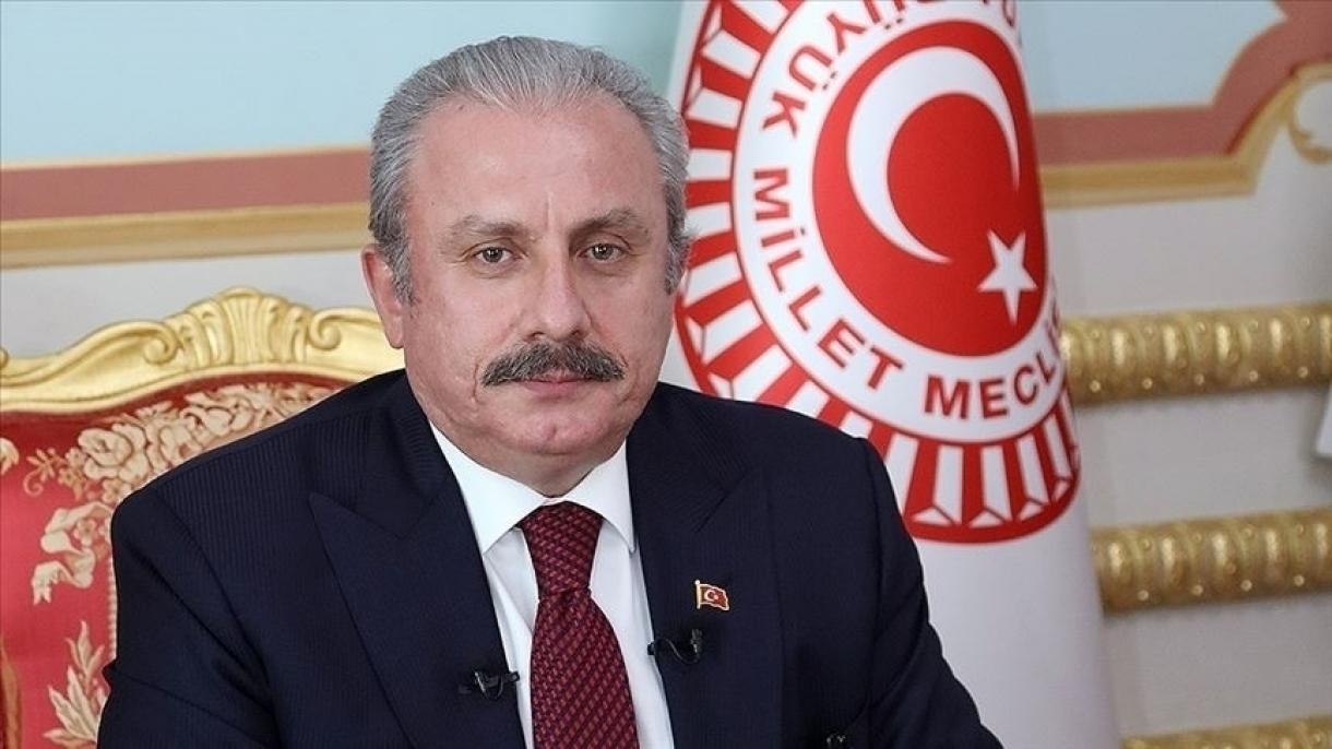 El presidente del Parlamento turco Şentop ha felicitado el Día de la Labor y Solidaridad