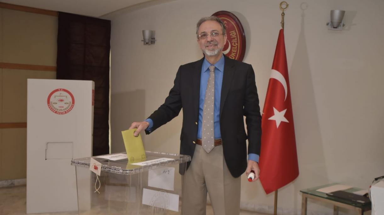 اسلام آباد میں ترکیہ سفارت خانے میں پہلی بار ووٹ کاسٹنگ کا عمل