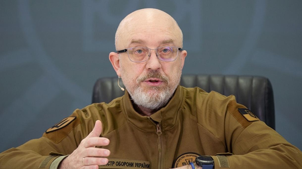 乌克兰国防部长宣布辞职