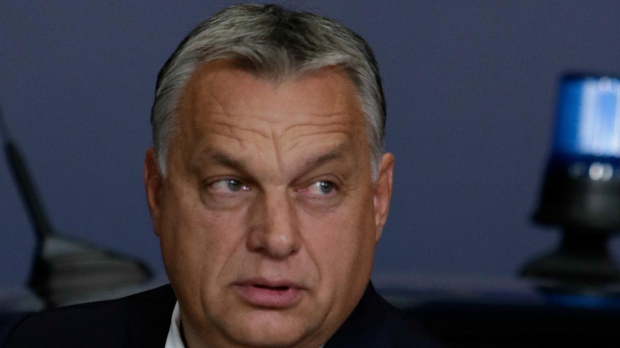Viktor Orbán carga otra vez contra Juncker