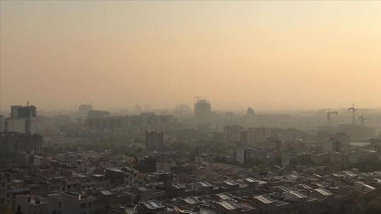 وضعیت هوای تهران در شرایط ناسالم و به رنگ نارنجی