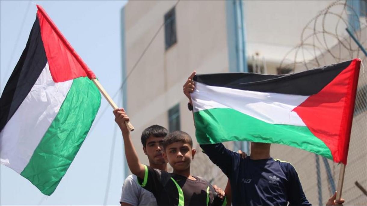 Israel reduz transferências de impostos palestinos após ataques