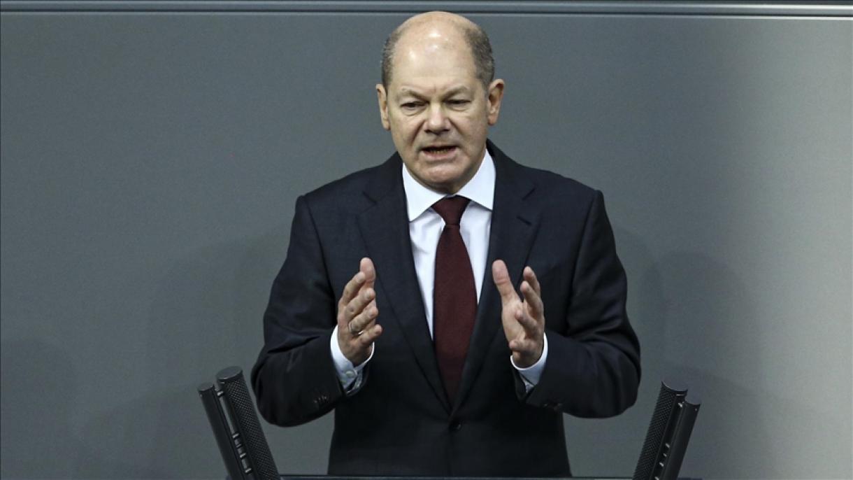 Scholz è stato eletto cancelliere dal Bundestag