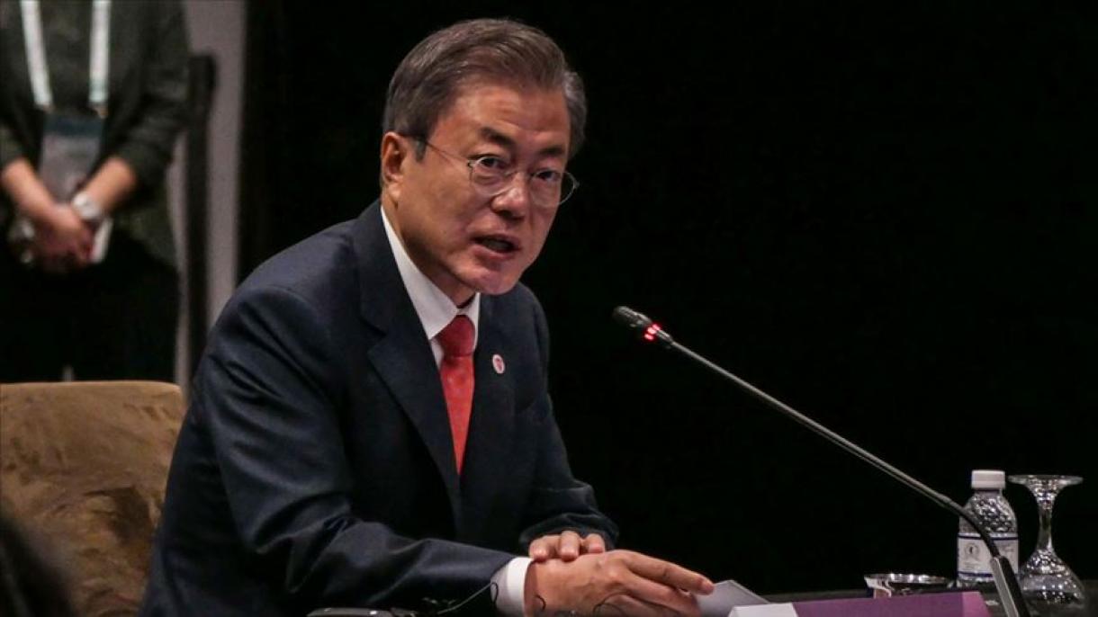 Moon Jae-In propone enviar vacunas a Corea del Norte