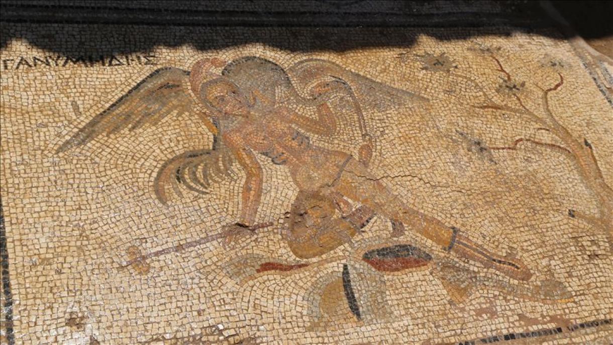 Descobrem novos mosaicos na antiga cidade grega na Turquia