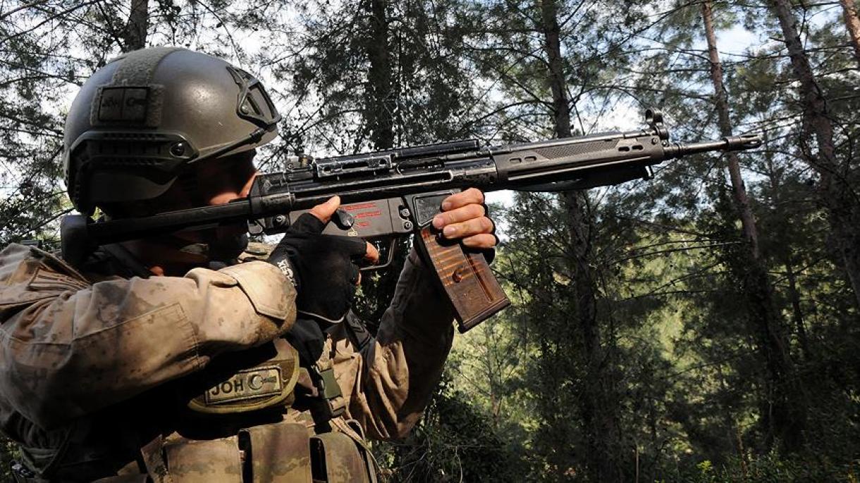 土耳其安全部队与PKK恐怖分子交火