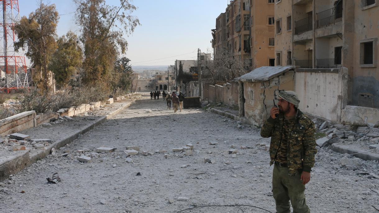 Ejército Libre Sirio, apoyado por Turquía, recupera el control del centro de Al-Bab
