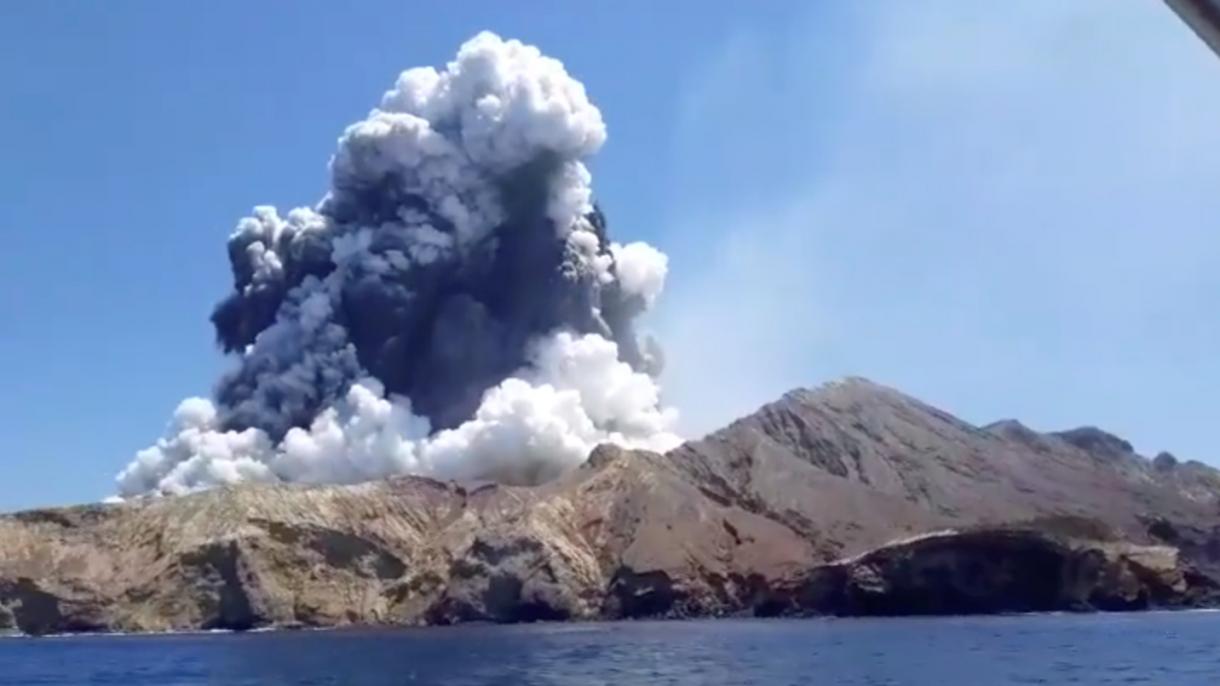 Nuova Zelanda, eruzione del vulcano, 5 morti