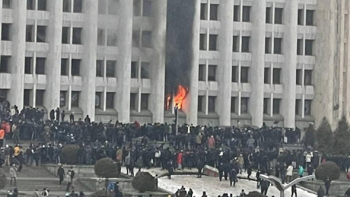 Qazaqstan "gaz" protestlarında çınıqtımı?