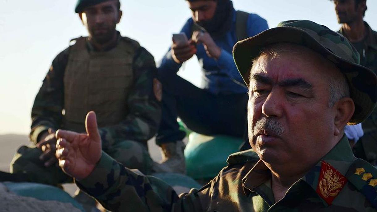 Mueren 15 guardias en ataque a caravana de primer vicepresidente de Afganistán