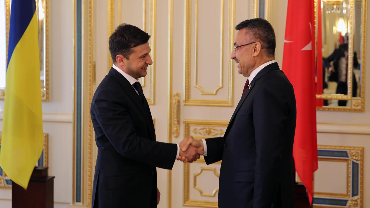 Vicepresidente Oktay si incontra con il nuovo presidente ucraino Zelenski