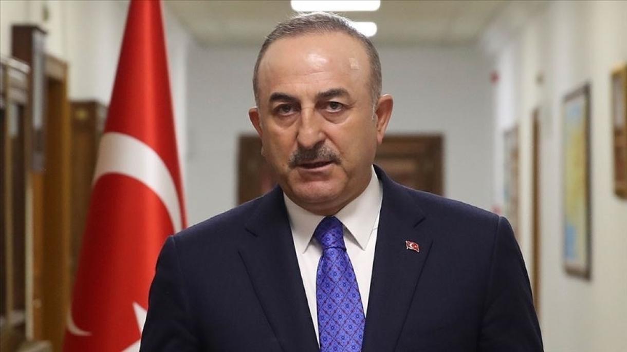 Cavusoglu: Le provocazioni di Israele sono una parte di una campagna di una pulizia etnica