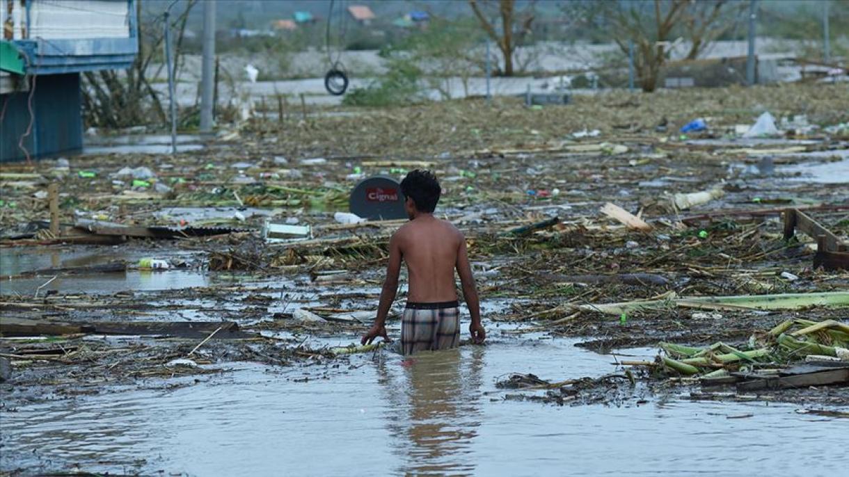 菲律宾和越南遭莫拉维台风侵袭