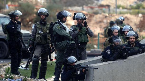 以色列士兵拘捕多名巴勒斯坦人