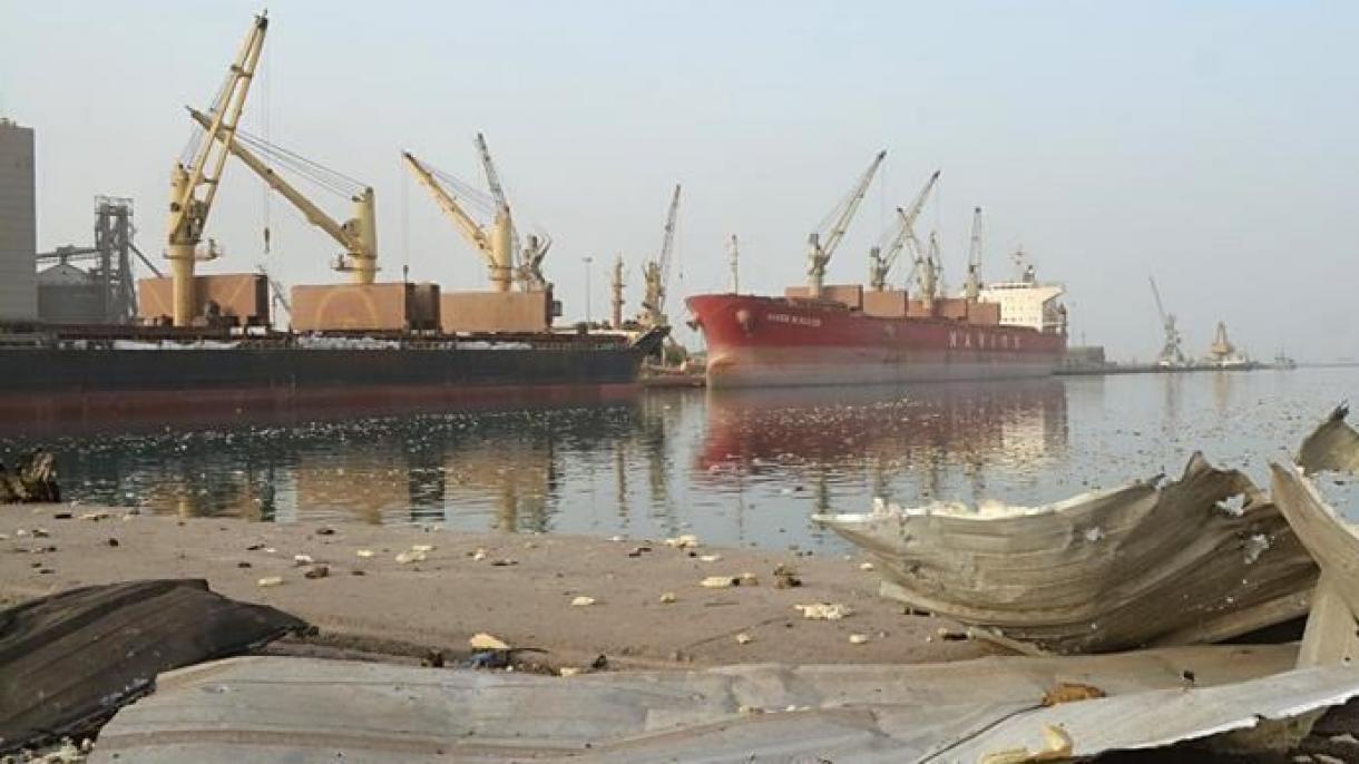 联军红海挫败恐怖活动 一艘商船轻度受损