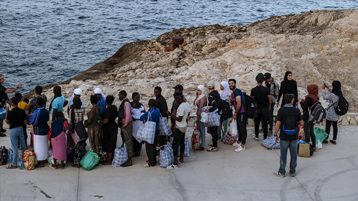 فرانسه مهاجران جزیره لامپدوسا را نمی‌پذیرد