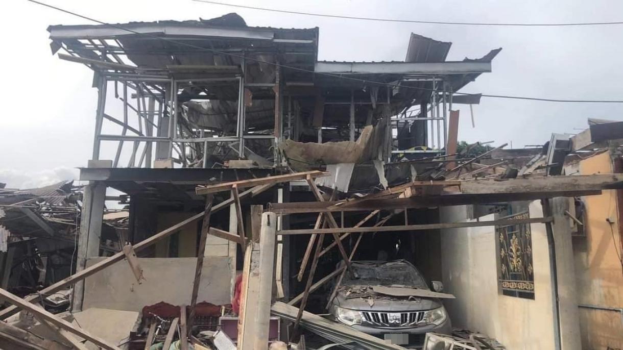 泰国一烟花仓库爆炸  12人丧生