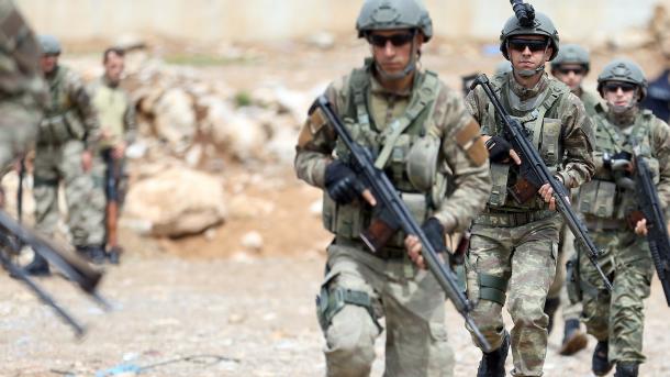 “Turquía podría enviar sus tropas a Siria en caso de necesidad”