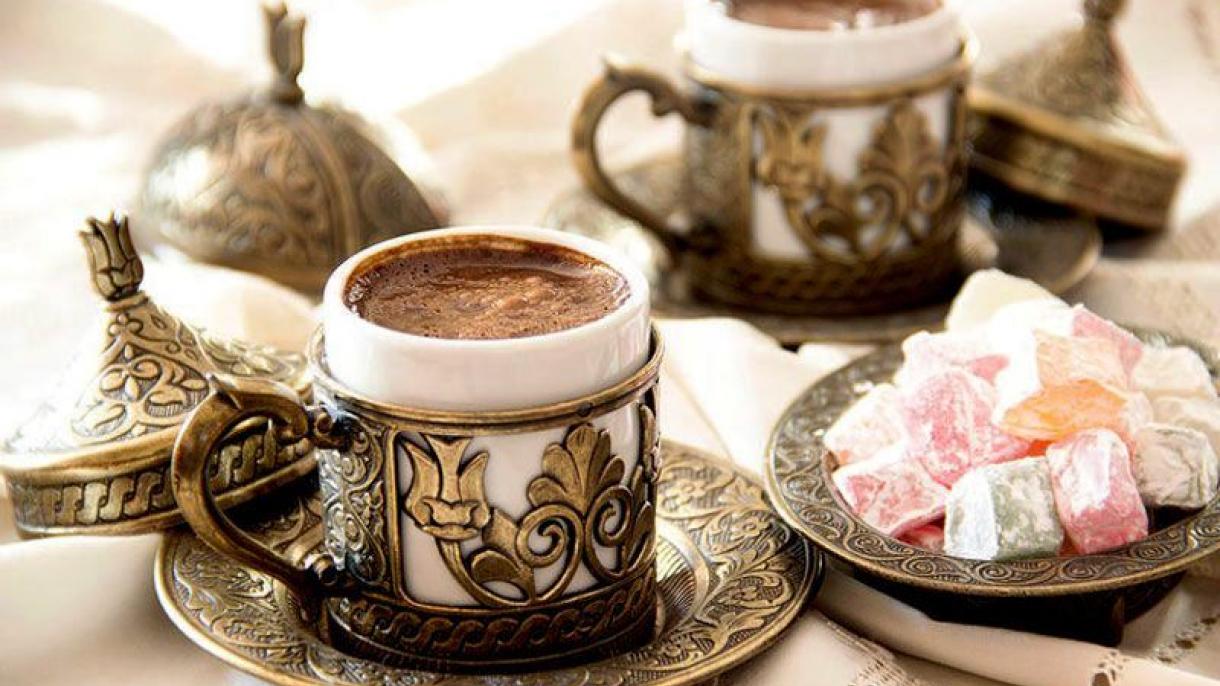 ¿Qué es el café turco y cómo se toma?