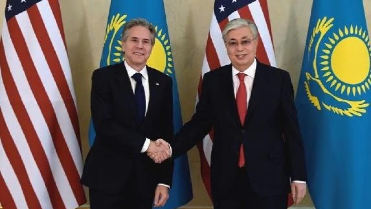 رئيس جمهور قزاقستان با وزیر خارجه آمریکا دیدار و گفت‌وگو کرد
