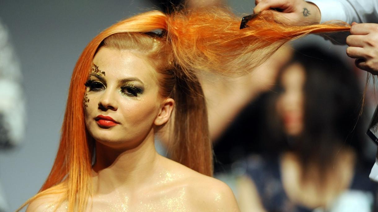 ہیئر ڈائی اور گھنگھریالے بالوں کو سیدھا کرنے والے کیمیکلزسے بریسٹ کینسر کا خطرہ