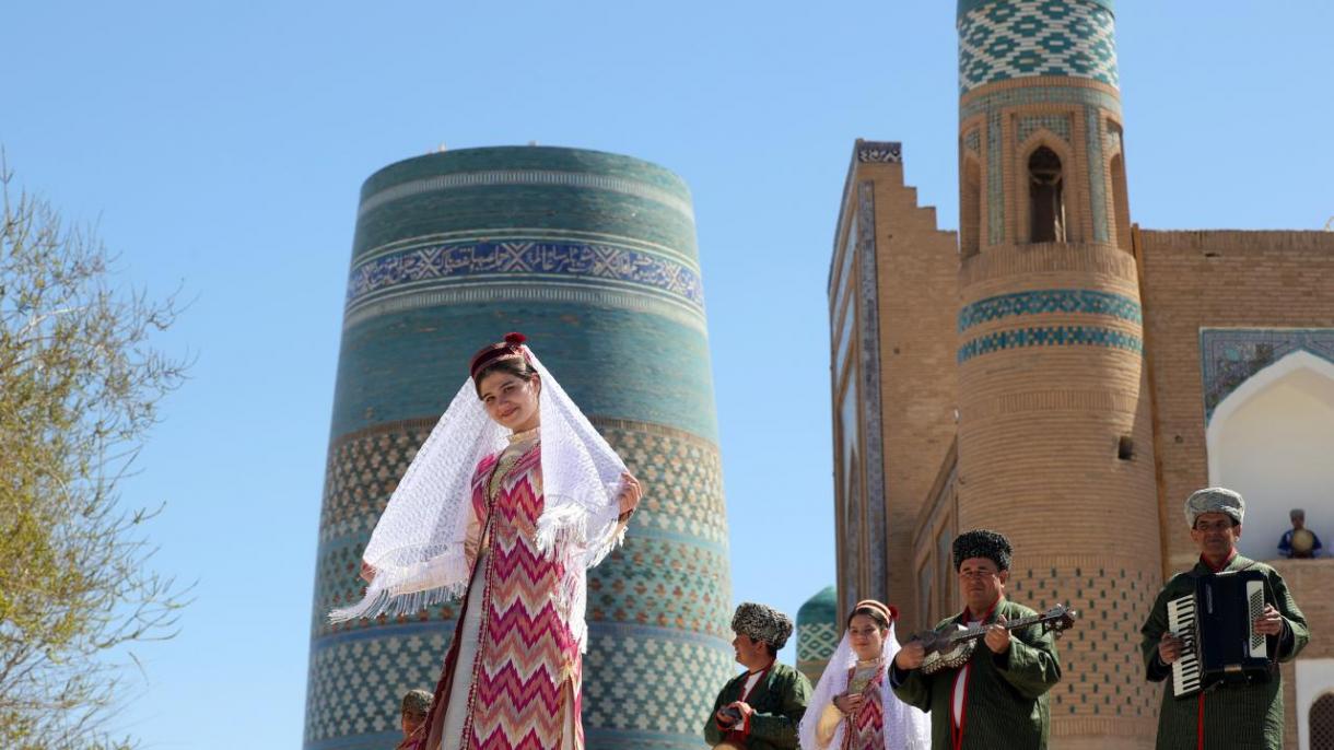 Hive Özbekistan.jpg