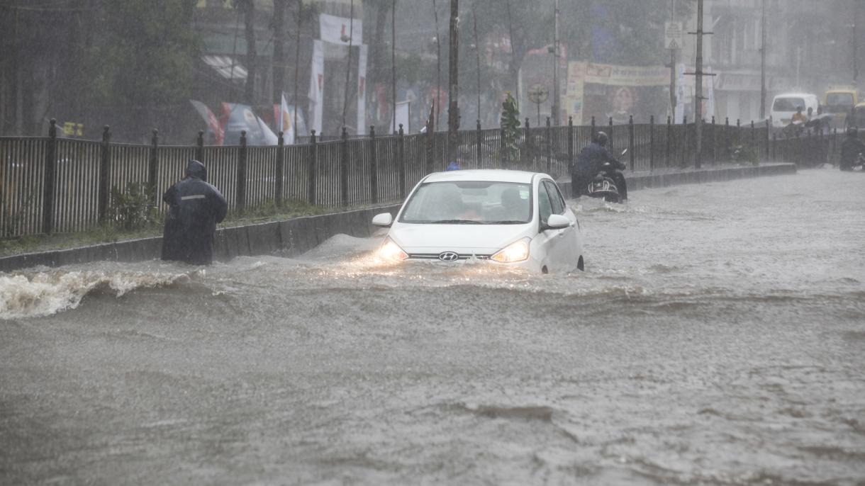 تعداد قربانیان باران‌های شدید در هند به 64 نفر رسید