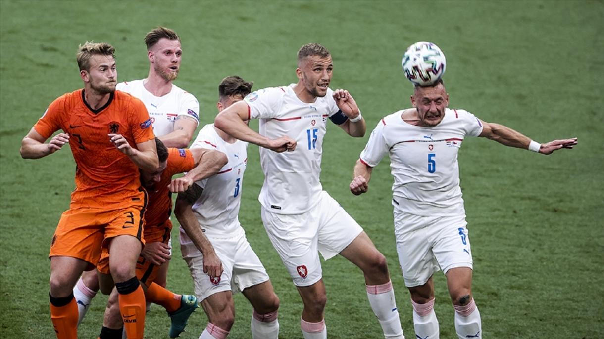 EURO 2020: Bélgica y Chequia se clasifican a los cuartos de final