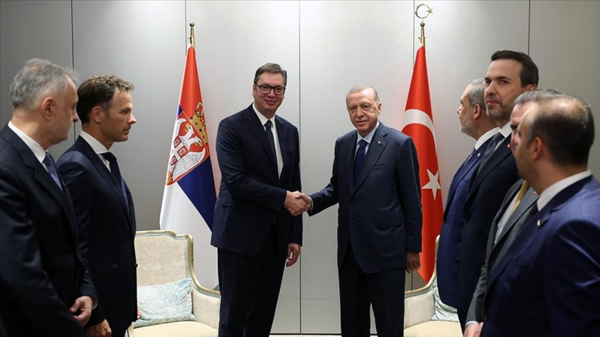 Vucic találkozott Erdogannal Budapesten