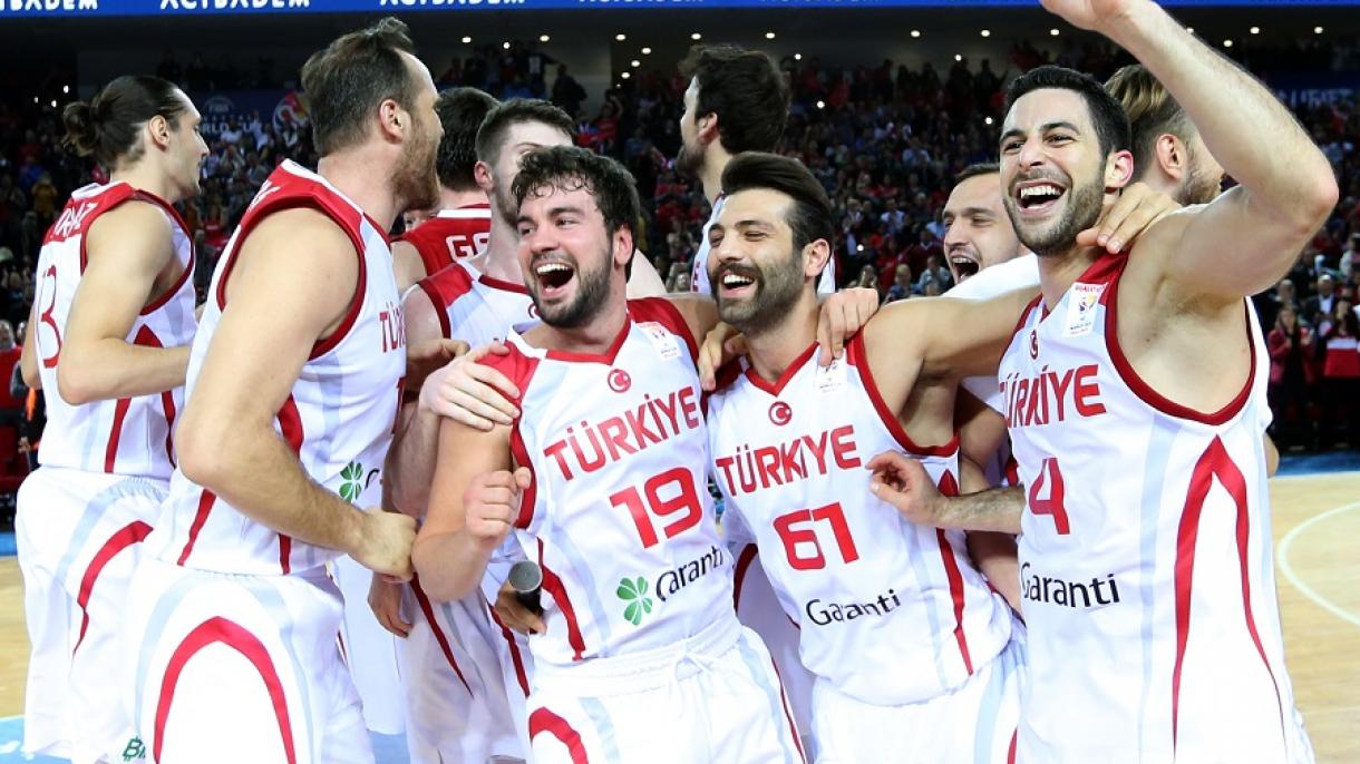 Baloncesto: Turquía 71 – 67 España