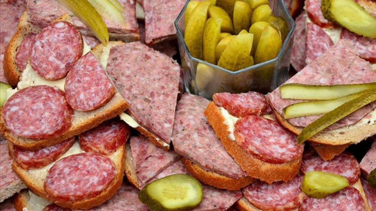 Consumo eccessivo di carne rossa lavorata può aumentare il rischio di demenza