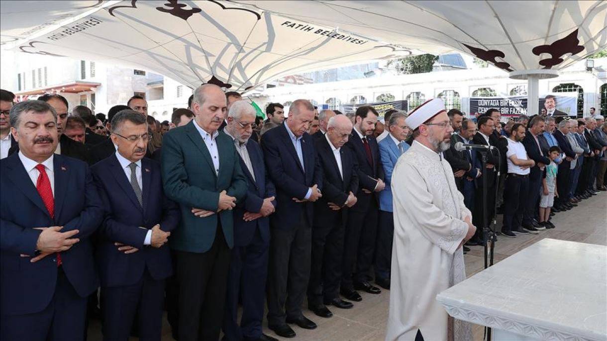 اقامه نماز غایب برای مُرسی با حضور اردوغان در استانبول