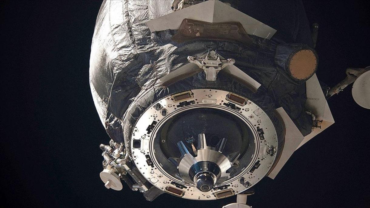 Se realizó un agujero en el brazo robótico de la Estación Espacial Internacional