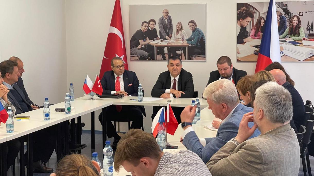 دیدارهای معاون وزیر امورخارجه ترکیه در چکیا