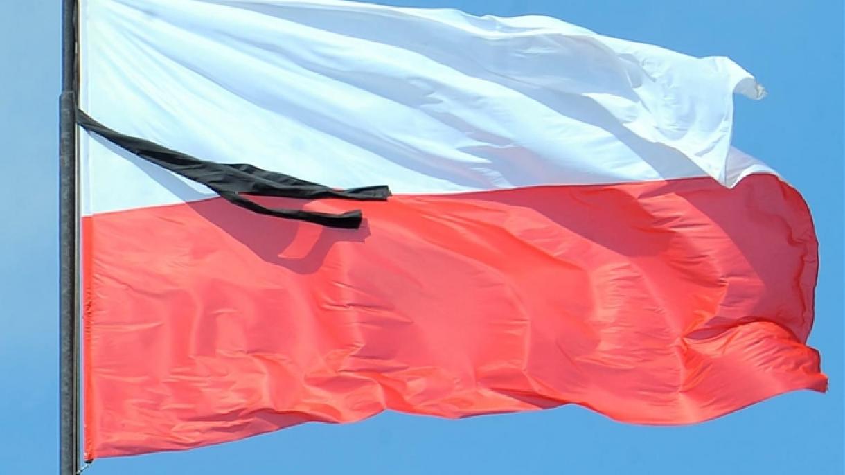 واکنش لهستان به مرکل و مکرون