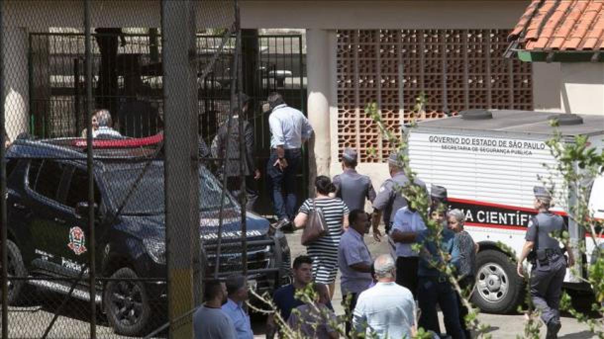 Três dias de luto em São Paulo por tiroteio na escola que deixa 10 mortos
