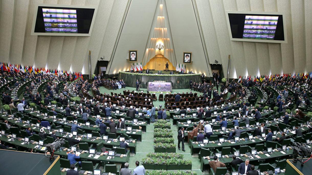 تصویب پیش نویس قانونی توسعه برنامه های موشکی ایران