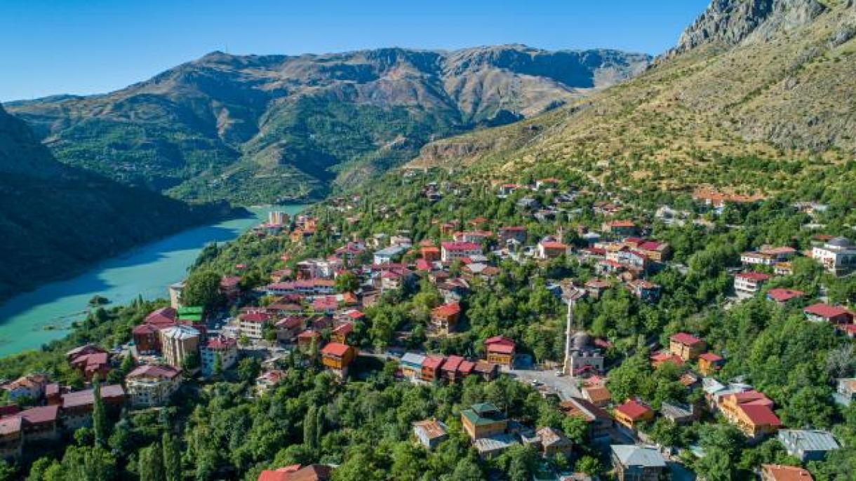 El distrito turístico Kemaliye de Erzincan fue incluido en la red de 'Ciudades tranquilas'