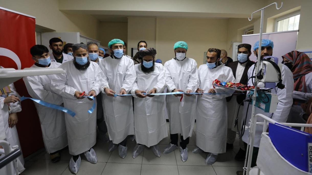 ТИКА дари медицинска апаратура и оборудване на болницата „Ататюрк“ в Кабул
