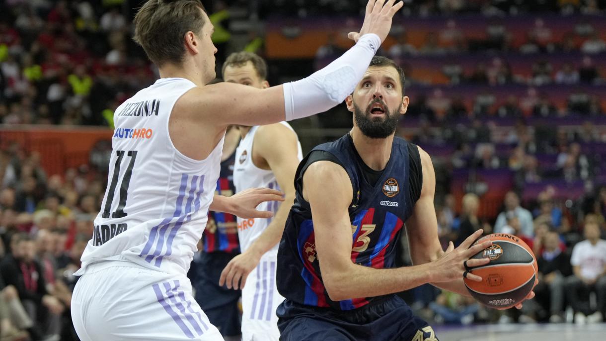 El Barcelona con Sertaç Şanlı, campeón de la liga ACB