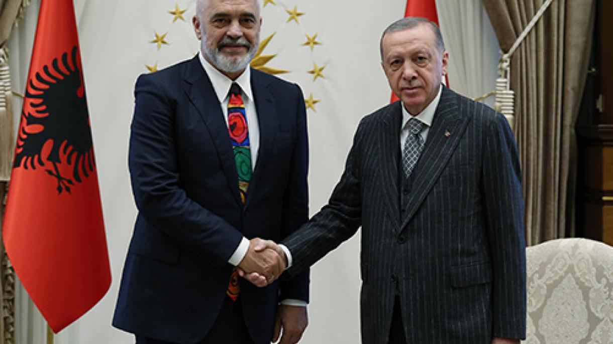 Erdoğan Edi Rama Arnavutluk.jpg