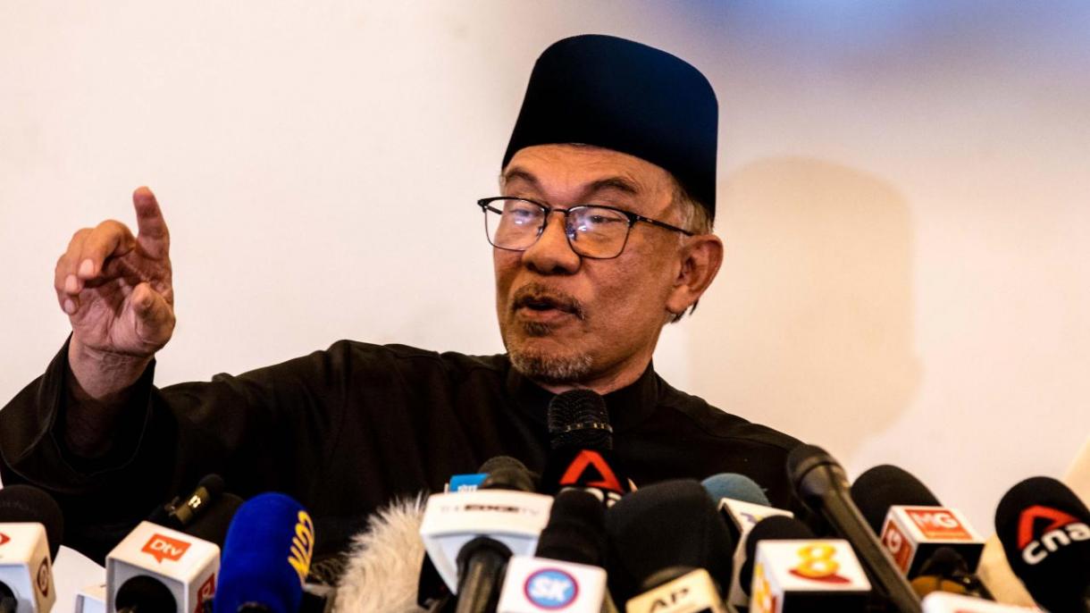 马来西亚总理呼吁对话解决南中国海问题