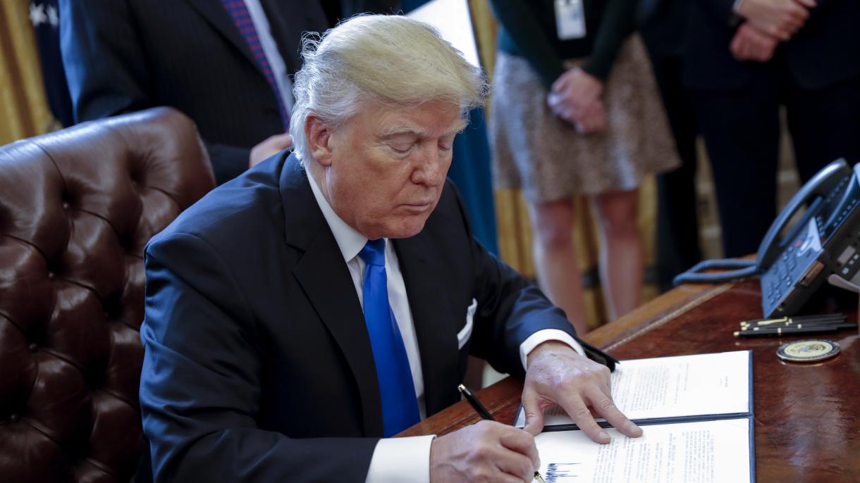 El presidente Trump firma hoy la orden ejecutiva para construir el muro en la frontera con México
