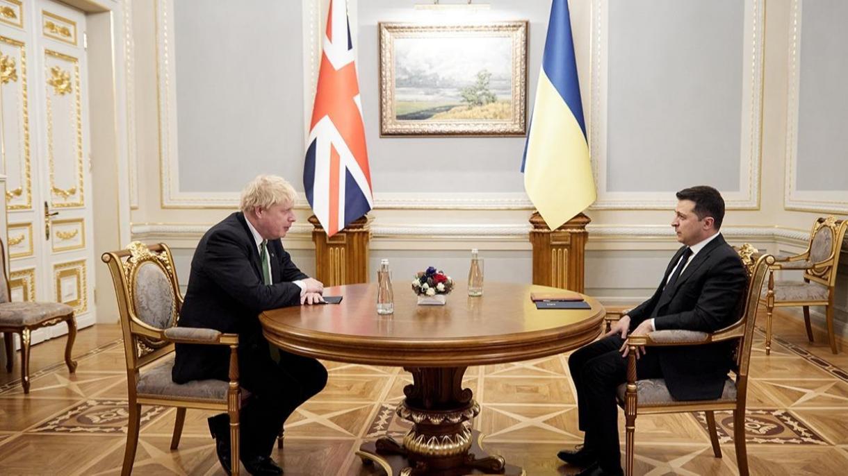 برطانوی وزیر اعظم بورس جانسن کا یوکرین کے صدر ولادیمیر زیلینکسکی سے ٹیلی فونک رابطہ