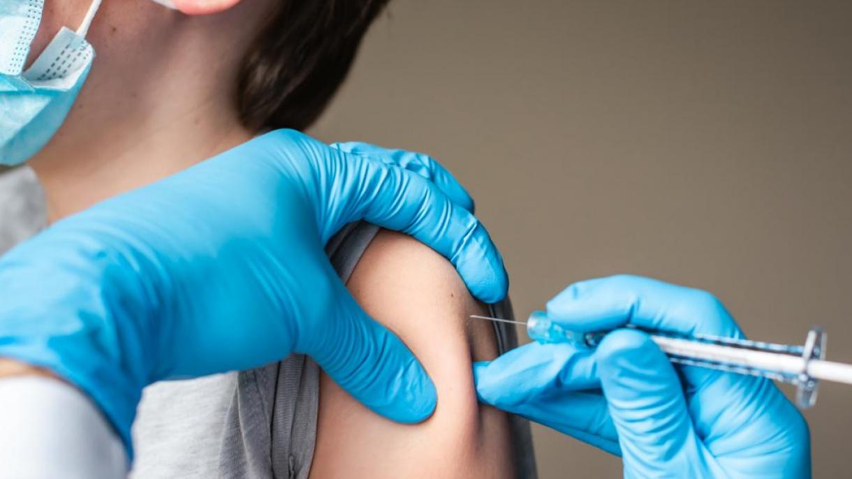 "La vacuna de BioNTech-Pfizer es segura para los niños menores de 10 años de edad"