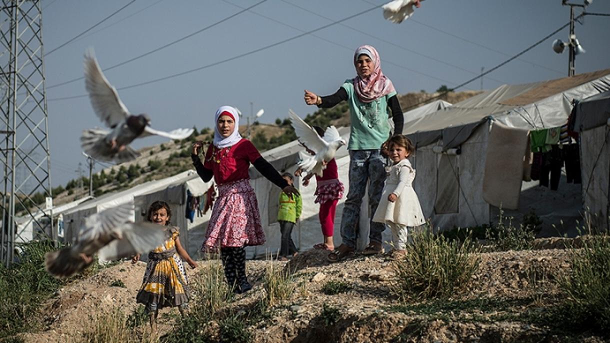 A UE assina a parte restante dos 6 bilhões de euros à Turquia para ajudar os refugiados